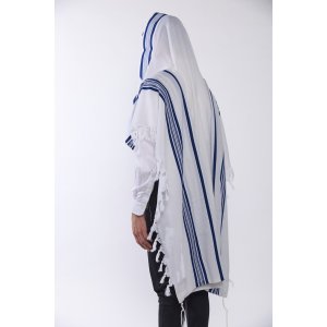 LaMenatzeach Victory Wool Tallit Non Slip Prayer Shawl - Royal Blue