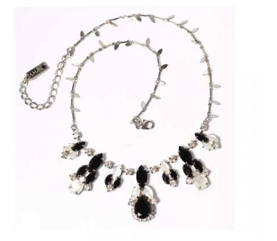 Amaro Handmade Snowdrop Necklace, Black and White Semi Precious Stones