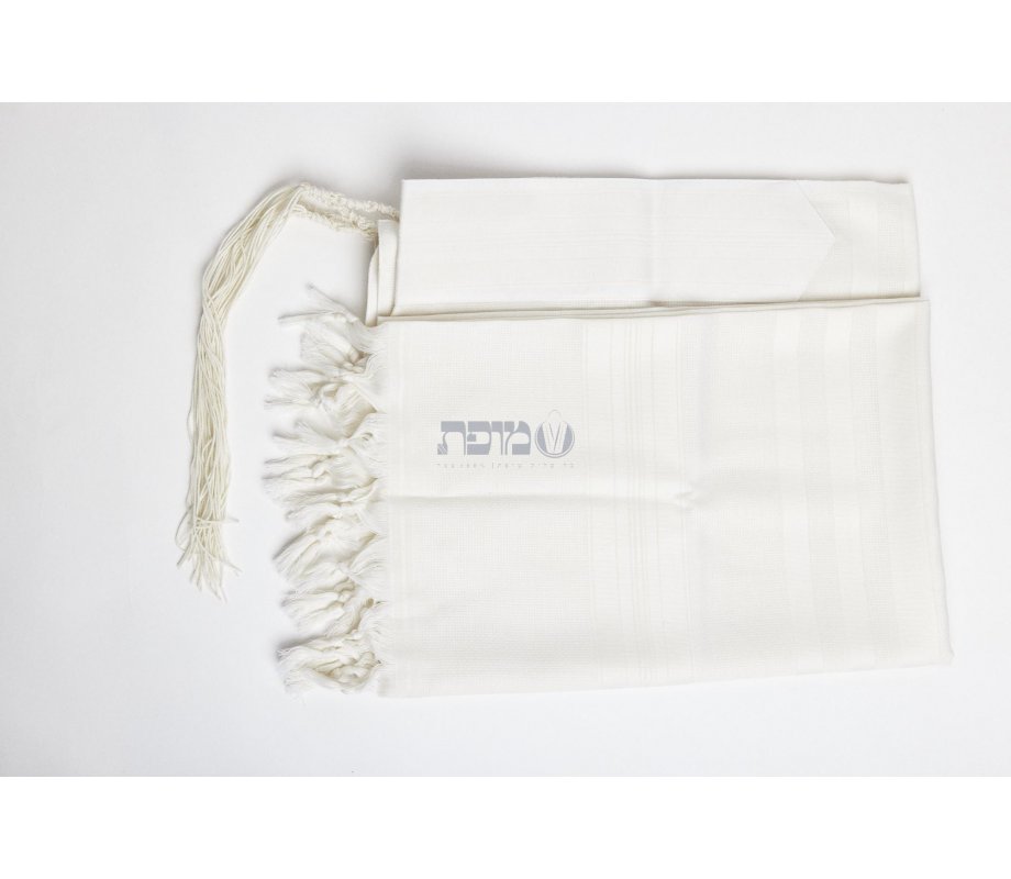 LaMenatzeach Victory Wool Tallit Non Slip Prayer Shawl - Pure White
