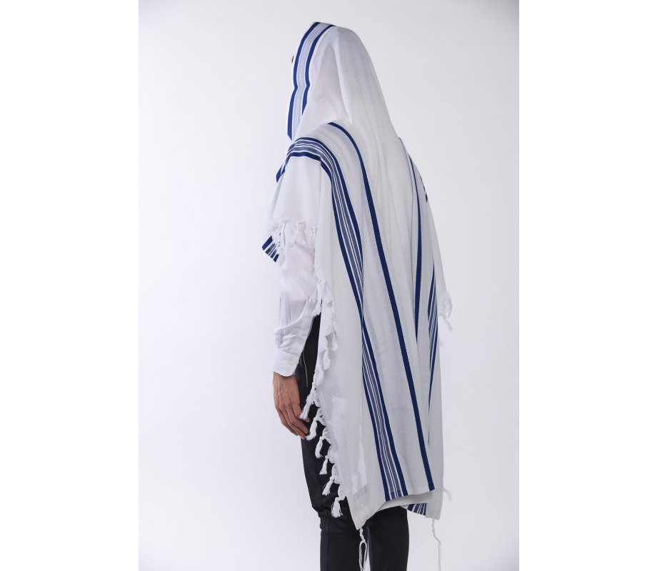 LaMenatzeach Victory Wool Tallit Non Slip Prayer Shawl - Royal Blue