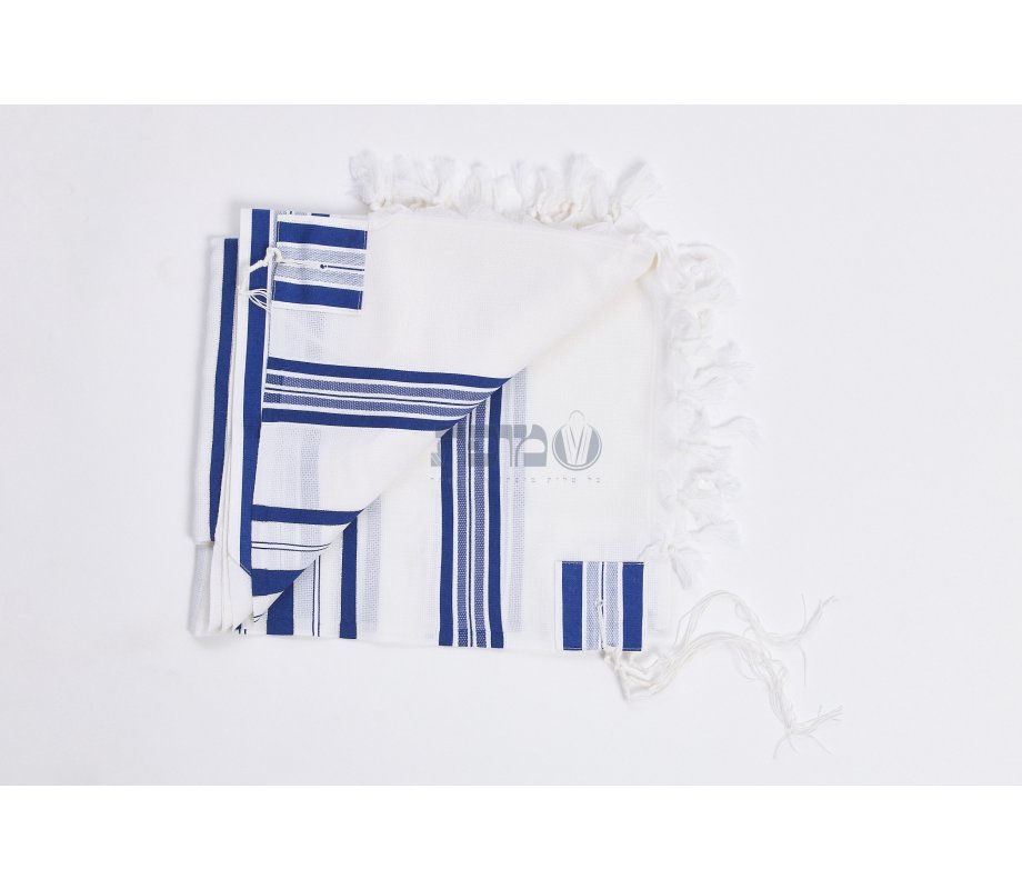 LaMenatzeach Victory Wool Tallit Non Slip Prayer Shawl - Royal Blue