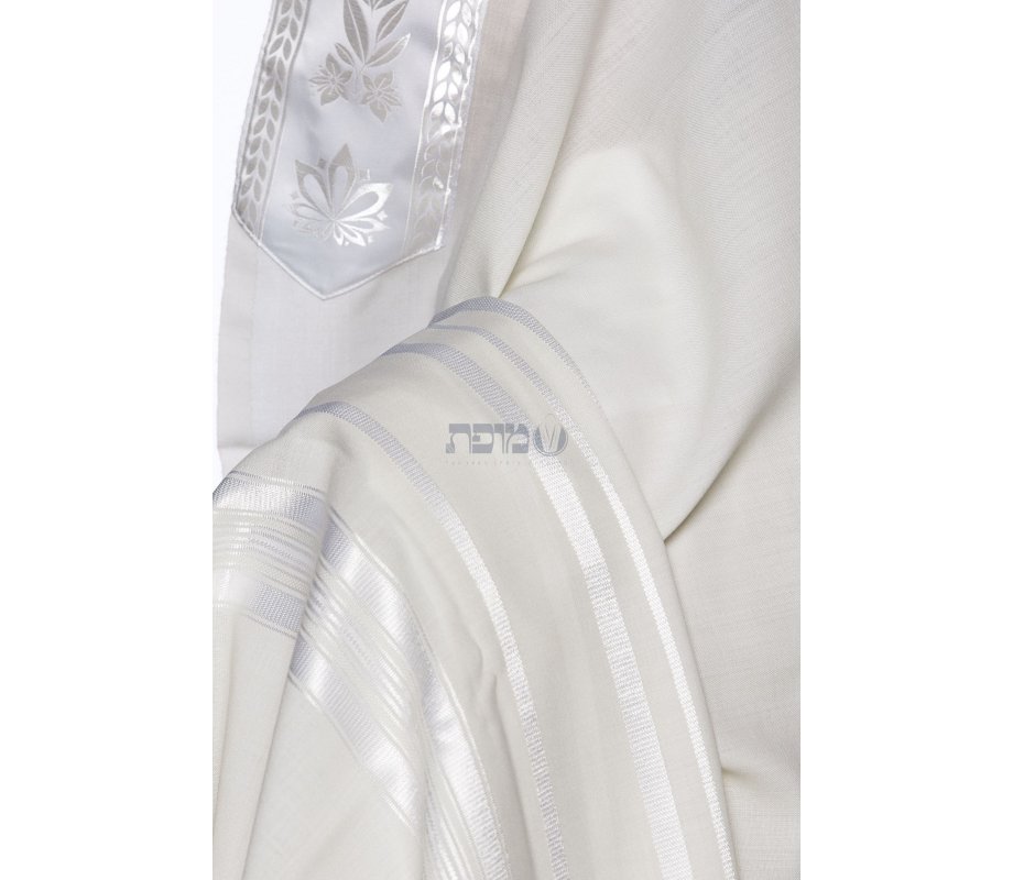 Modim Classic Wool Tallit Prayer Shawl - Shiny White Stripes