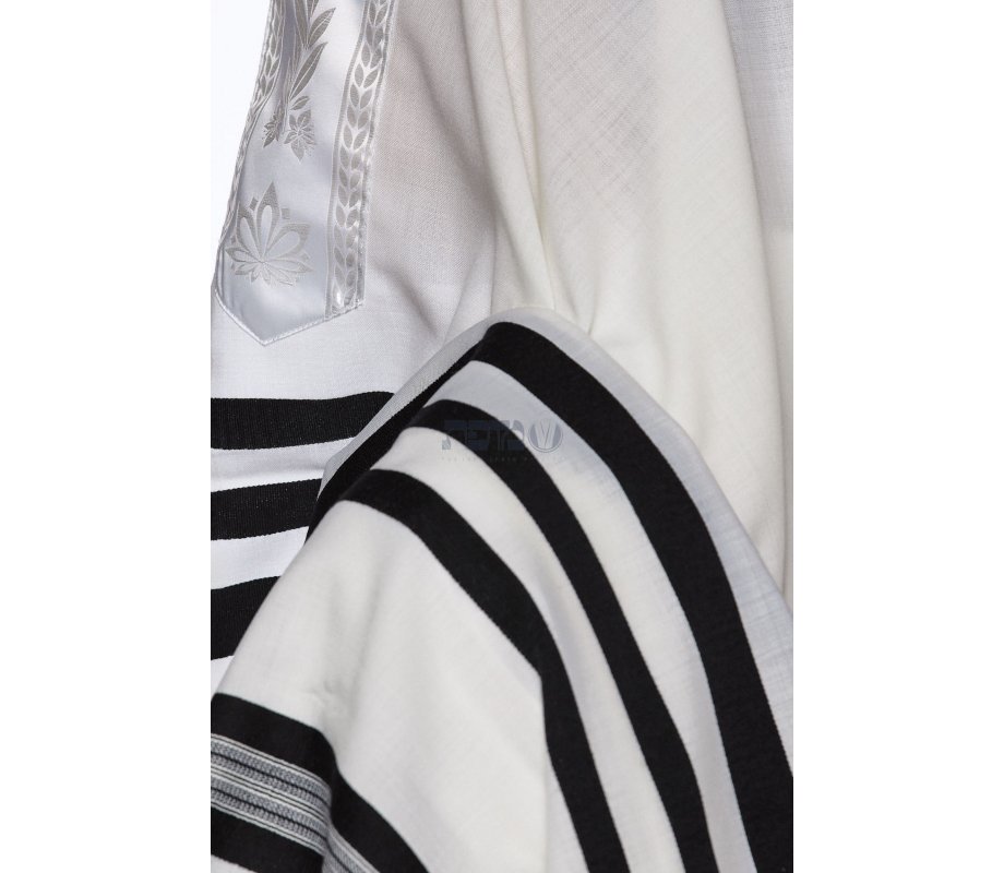 Modim Wool Tallit Non Slip Prayer Shawl - Black Stripes