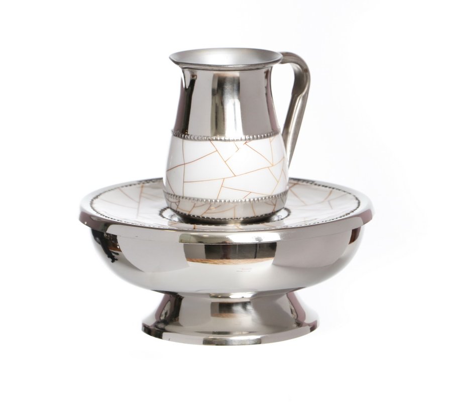 Stainless Steel Mayim Achronim Set - White and Gold Geometric Design