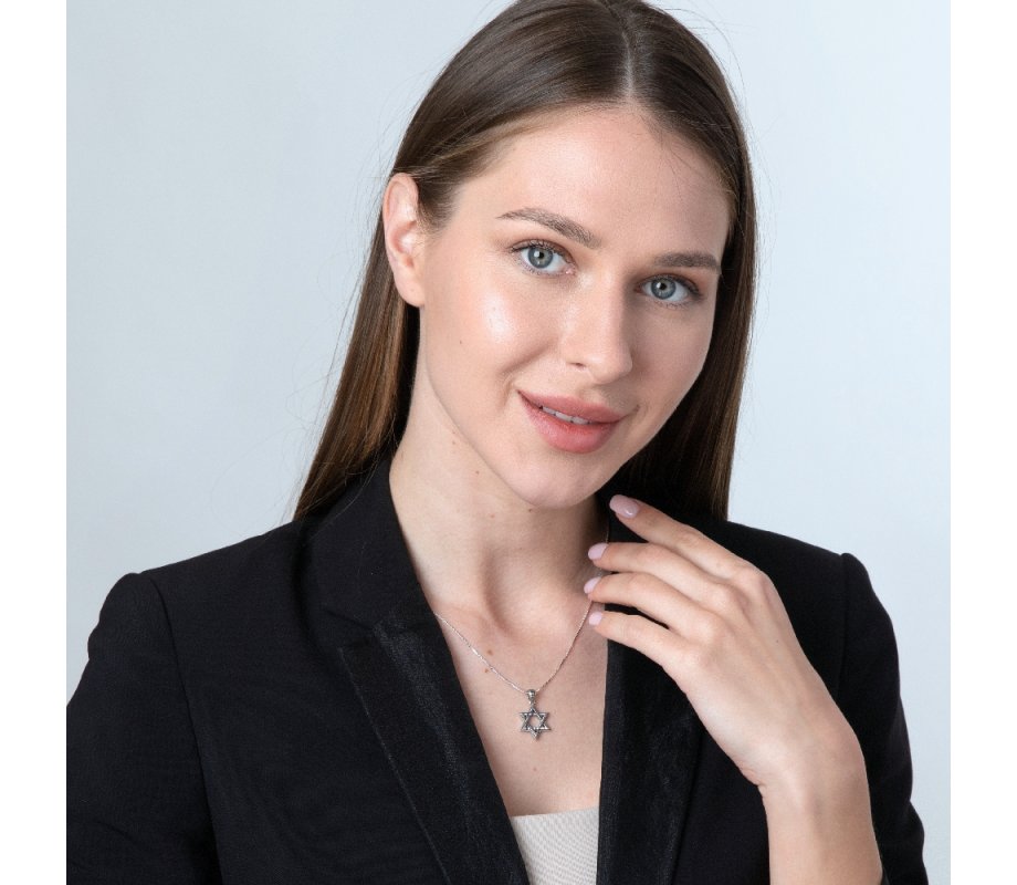 Sterling Silver Pendant Necklace - Textured Star of David